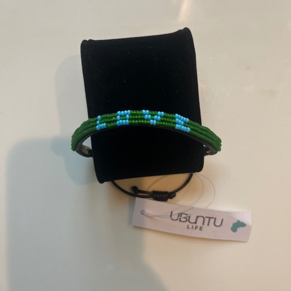 Ubuntu Life Beaded Love Bracelet